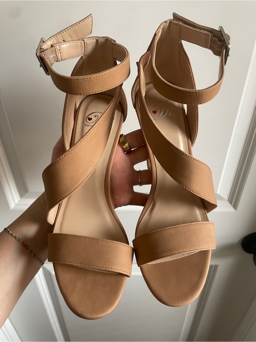 Neutral Tan Block Heels Criss Cross Ankle Strap Open Toe Size 6.5 Never Worn